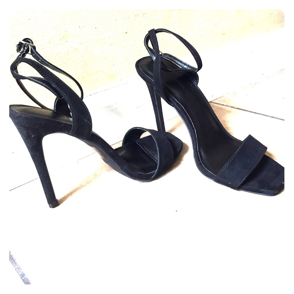 Black Wild Diva Heel